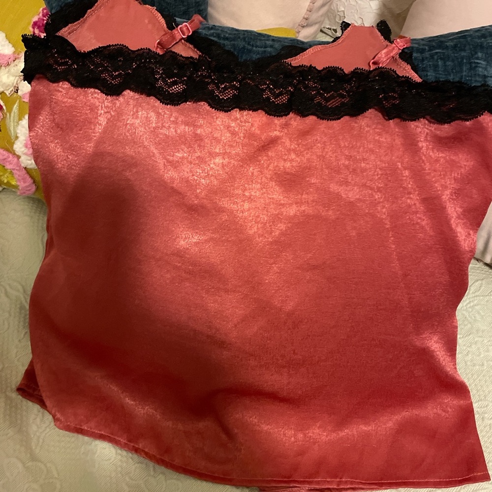 Tank top - Picture 3 of 3